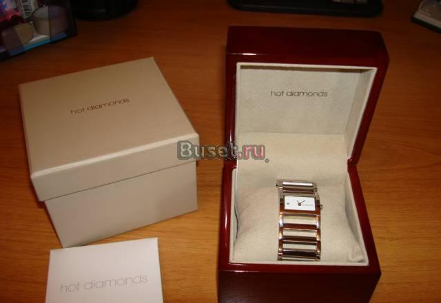 Часы "Hot Diamonds" из стали с бриллиантом Москва