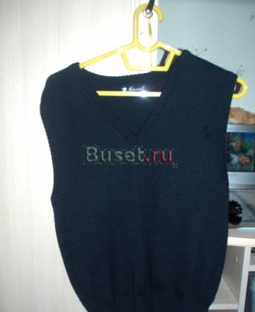 Тёмно-синяя шерстяная жилетка Москва