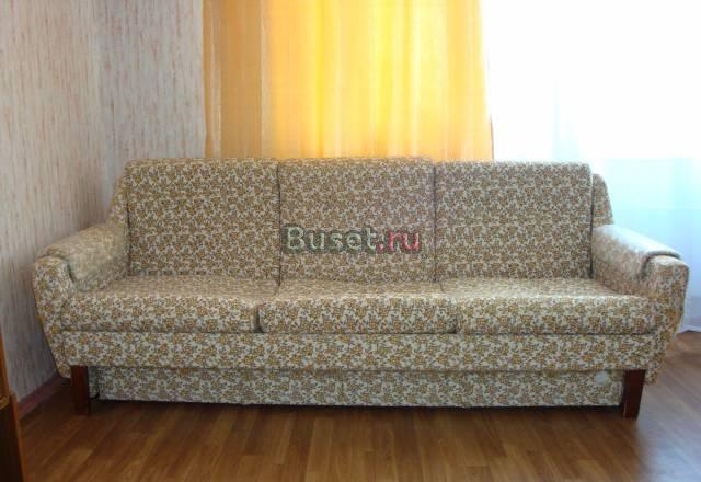 Диван светлый в цветочек Москва