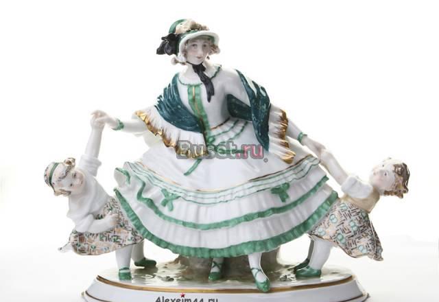 "Антикварная статуэтка "Дама с детьми" Москва