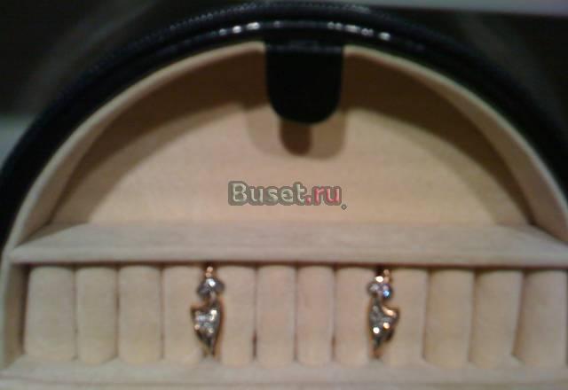 Золотые серьги Москва