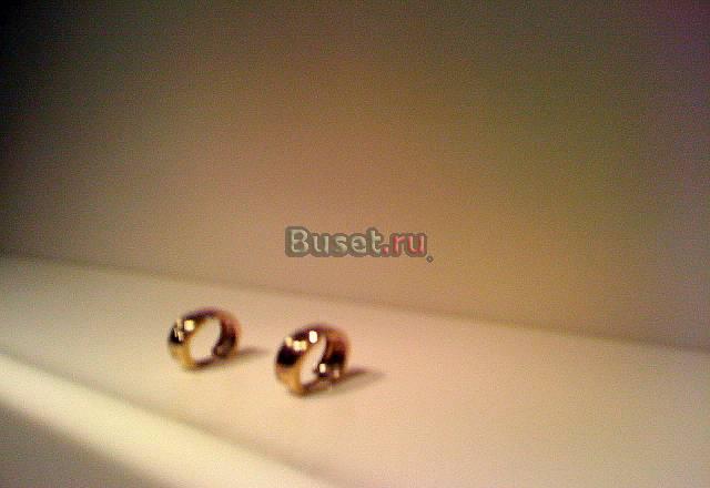 Золотые серьги Москва