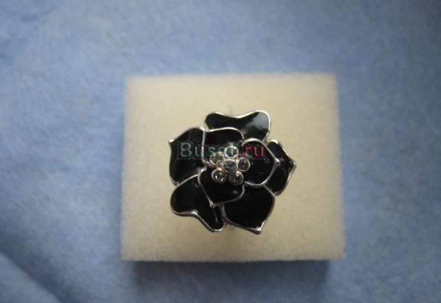 Новое колечко Черная роза из серебра с эмалью Москва