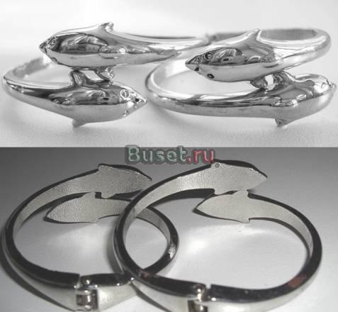 Один браслет в виде дельфинов Москва