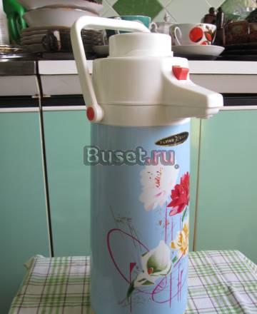 Термос с помпой Москва