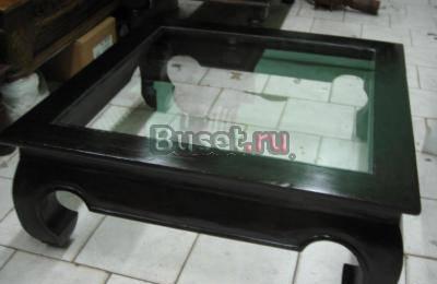 Стол кофейный восточный со стеклом Москва