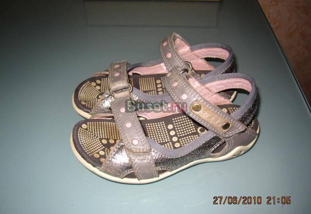 Продаю сандалии ecco Москва