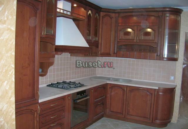 Мебель-кухни из натурального дерева на заказ Москва