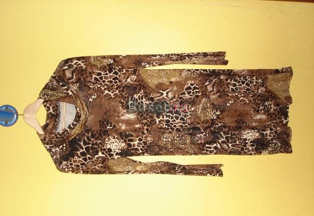 Платье с хищным принтом новое р.44-46 Москва