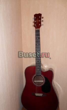 Продаю новую акустическую гитару Москва
