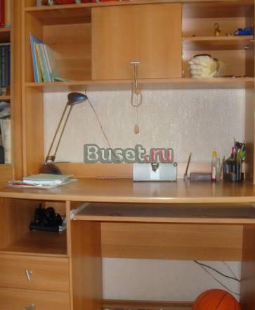 Продаю письменный стол с надстройкой 110см и 2 кол Москва