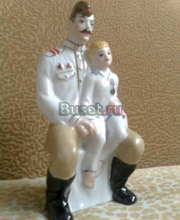 Авторская фарфоровая фигурка воин с ребенком Санкт-Петербург