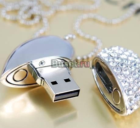 Флешка Сердце со стразами Москва