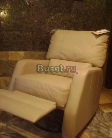 Новое со всех сторон кожаное кресло из финляндии Санкт-Петербург