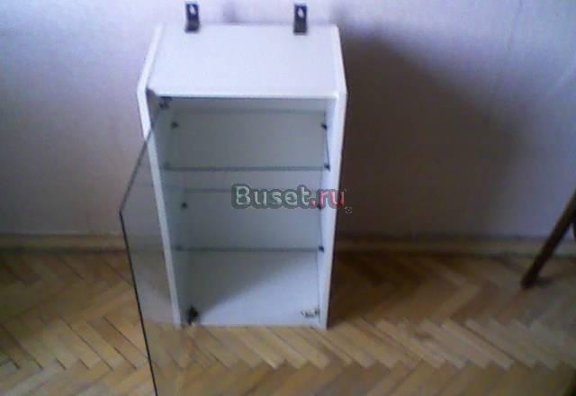 Полка подвесная  со стеклом Москва