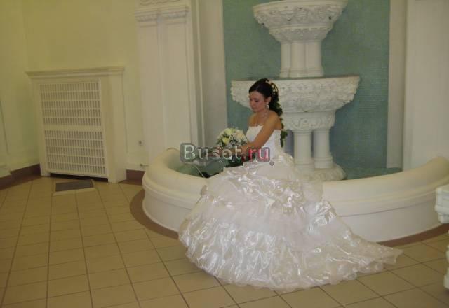 Красивое свадебное платье недорого Омск