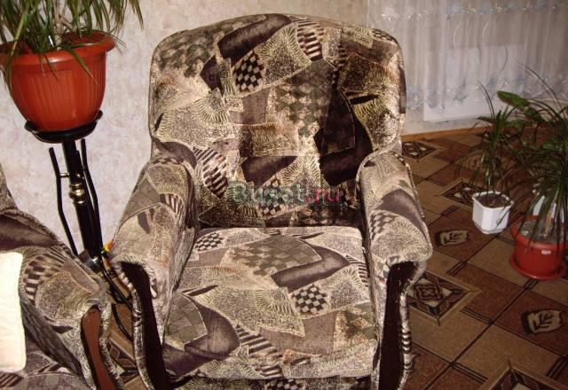 Диван и 2 кресла,в отличном состояние Москва