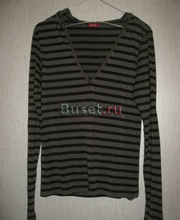 Кофточка трикотажная с капюшоном Москва