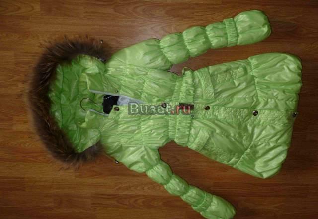 Новая зимняя куртка на воротнике енот Санкт-Петербург