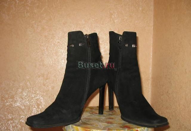 Брендовые б.у.и новые сапоги,туфли,босоножки,сабо Москва