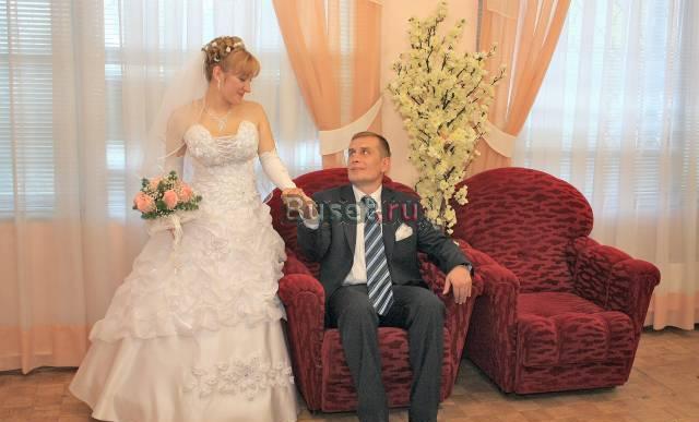 Свадебное платье+подарок фата, кольцо, перчатки Москва