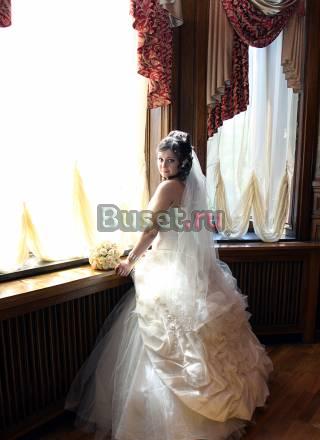 Дизайнерское платье по низкой цене торг Санкт-Петербург