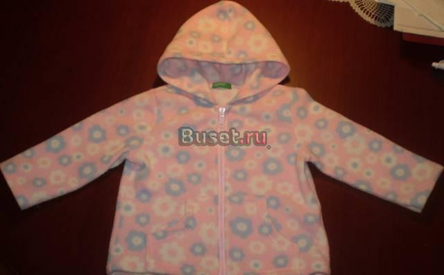 Кофточка флисовая с капюшоном  "benetton" Москва