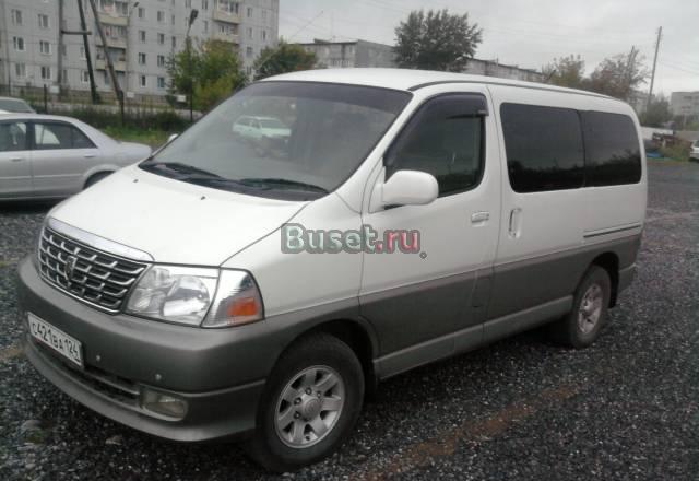 Toyota Grand Hiace, 2001 Москва