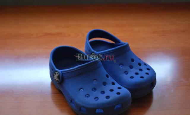 Резиновые сандалии Crocs Москва
