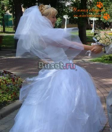 Белое шикарное свадебное платье Москва