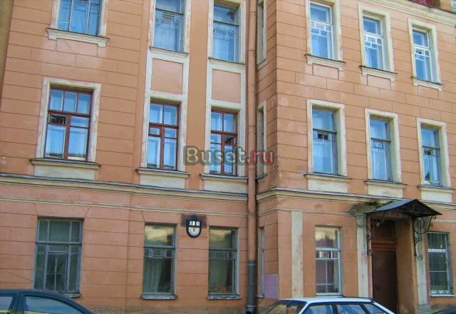 Квартира в Петроградке 128 кв.м.под коммерцию Санкт-Петербург