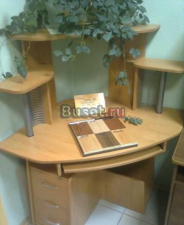 Продам компьютерный стол Санкт-Петербург