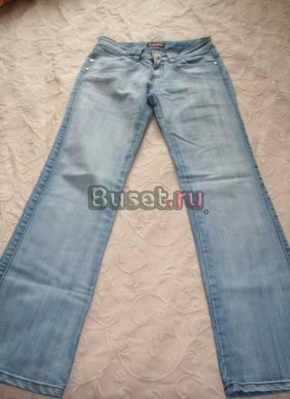Продам джинсы разм 27 600руб Москва