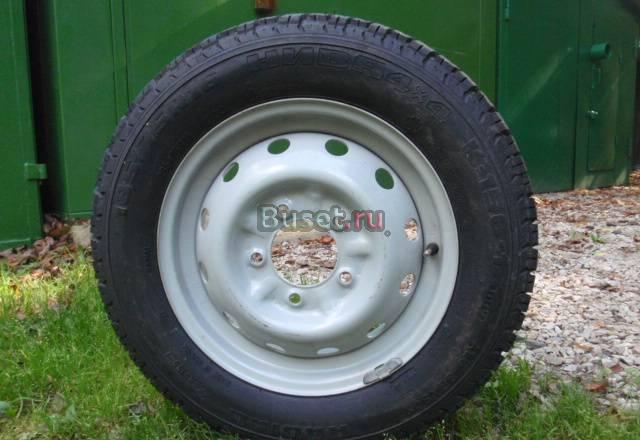 Продам новые всесезон. шины с дисками R16 на ниву Москва