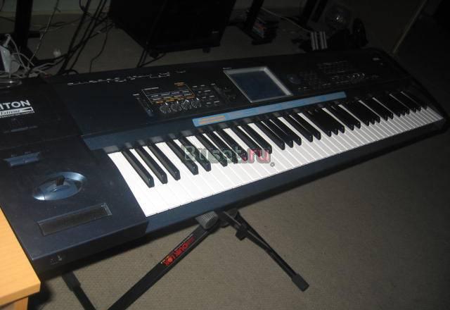 Korg triton extreme 76 в идеальном состоянии Москва