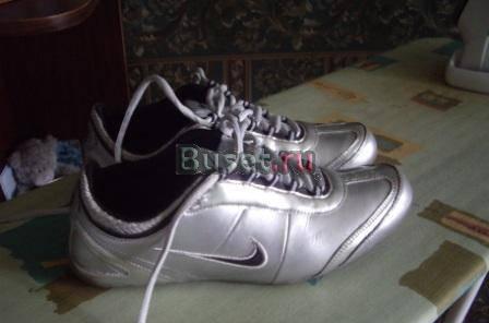 Кроссовки nike почти даром Москва