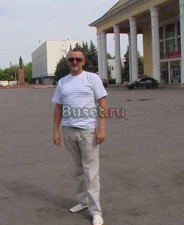 Ищу девушку для снятия 1 комнатной Москва