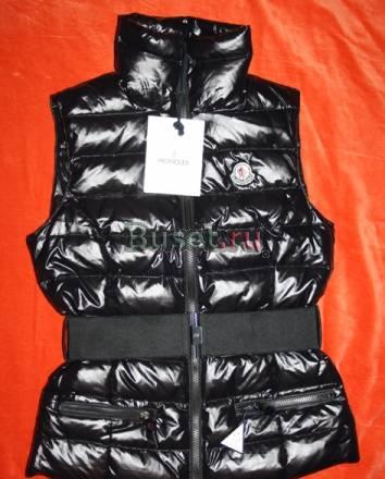 Жилетки Moncler Москва