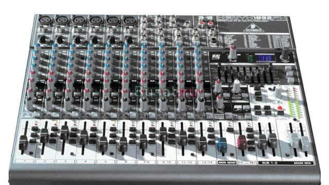 Микшер behringer xenyx 1832FX Москва
