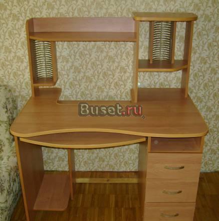 Продам компьютерный стол (1140 х 800 х 1370мм) б/у Москва