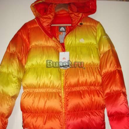 Продам новый женский пуховик Nike- ASG Москва