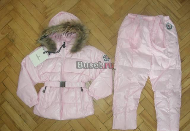 Детские пуховики и комбинезоны Moncler Москва