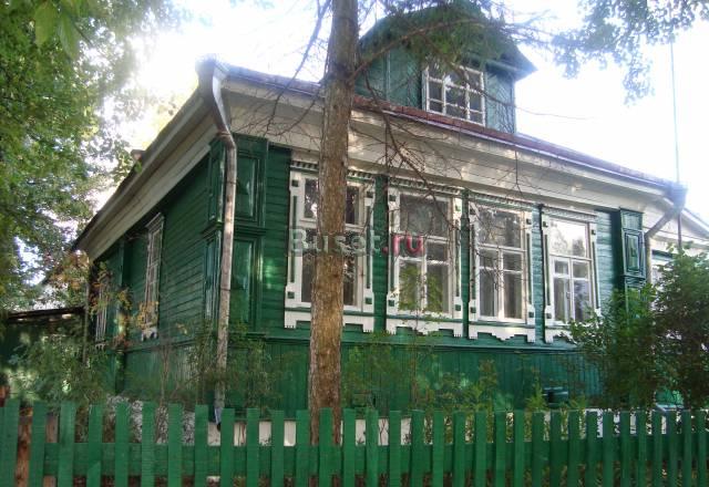 Дом в центре города Старица