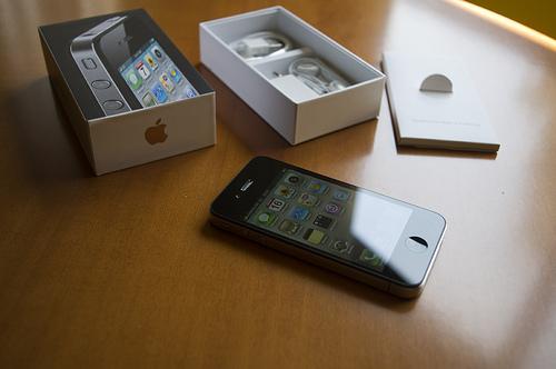 Wholesale 100 Original Apple iPhone 4 HD Москва