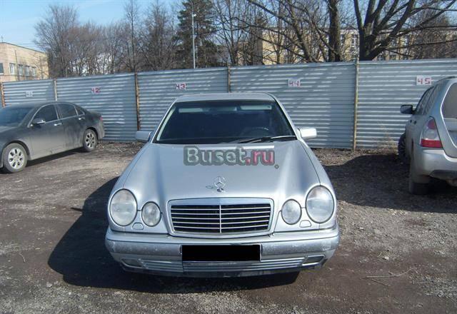 Mercedes E-klasse, 1998 Москва