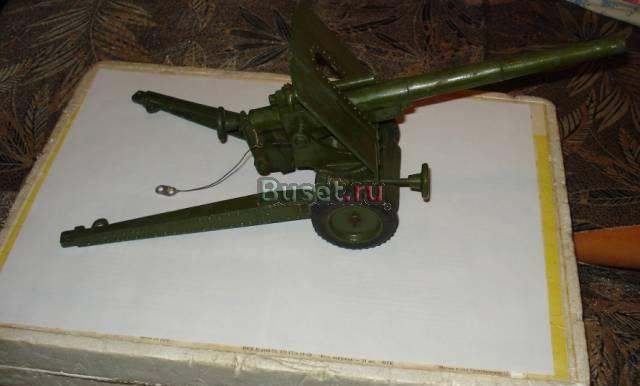 Игрушечная пушка из Совестского детства. Стреляет Москва