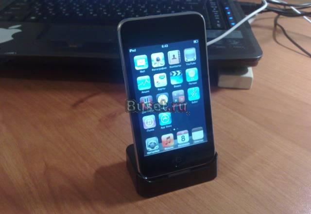 Продам iPod touch 3g 8 Gb(оригинал)+док станция Москва