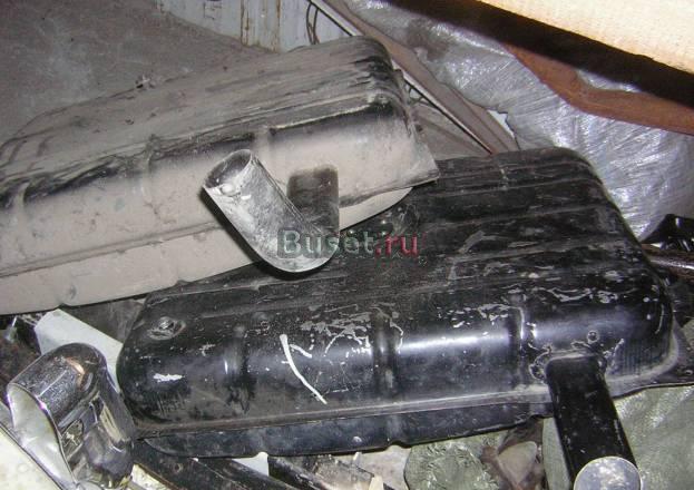 Запчасти газ-21 продаю Москва