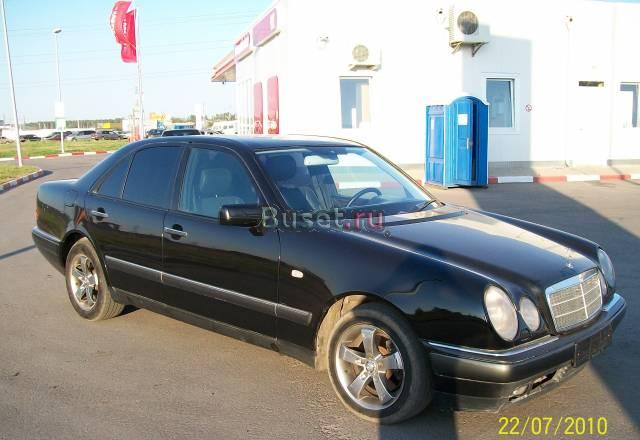 Mercedes E-klasse, 1998 Санкт-Петербург