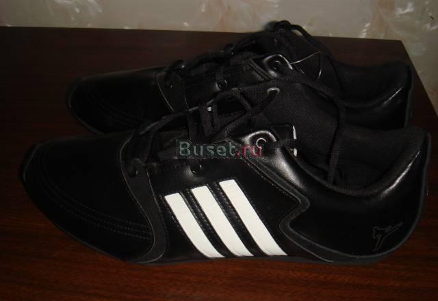 Адидас оригинал новые, размер 42 натуральная кожа Санкт-Петербург